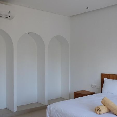 Dipenida Bali Hotel Batununggul Exterior photo